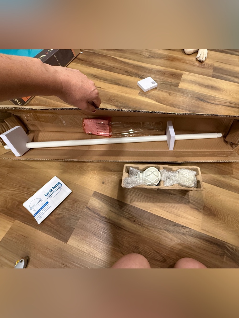 Adjustable White Curtain Rod